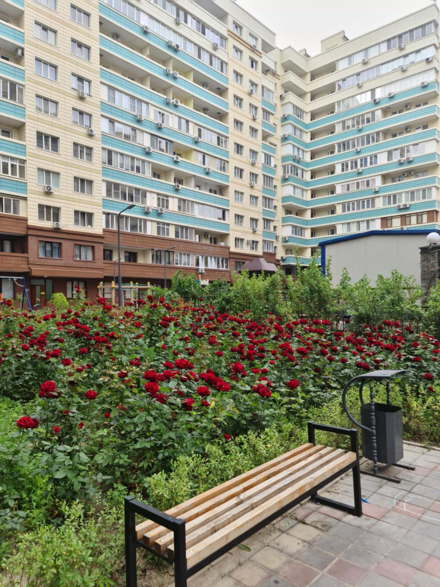 Новый Жк В Самом Центре Города Almaty Exteriér fotografie